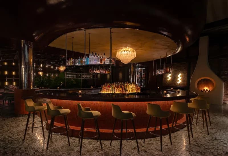 Le Coq, Restaurants in La Jolla