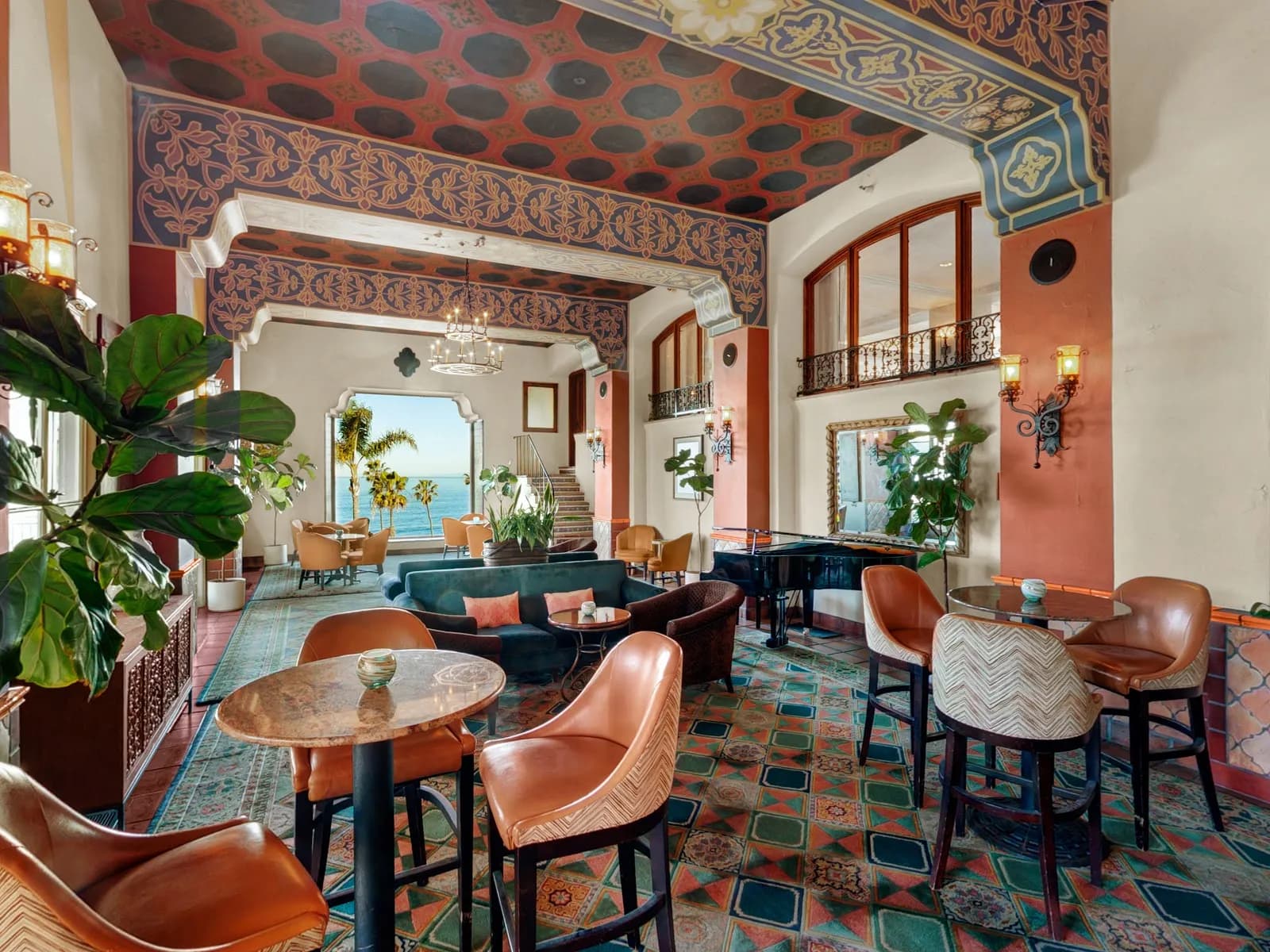 La Sala Lounge, Bars in La Jolla