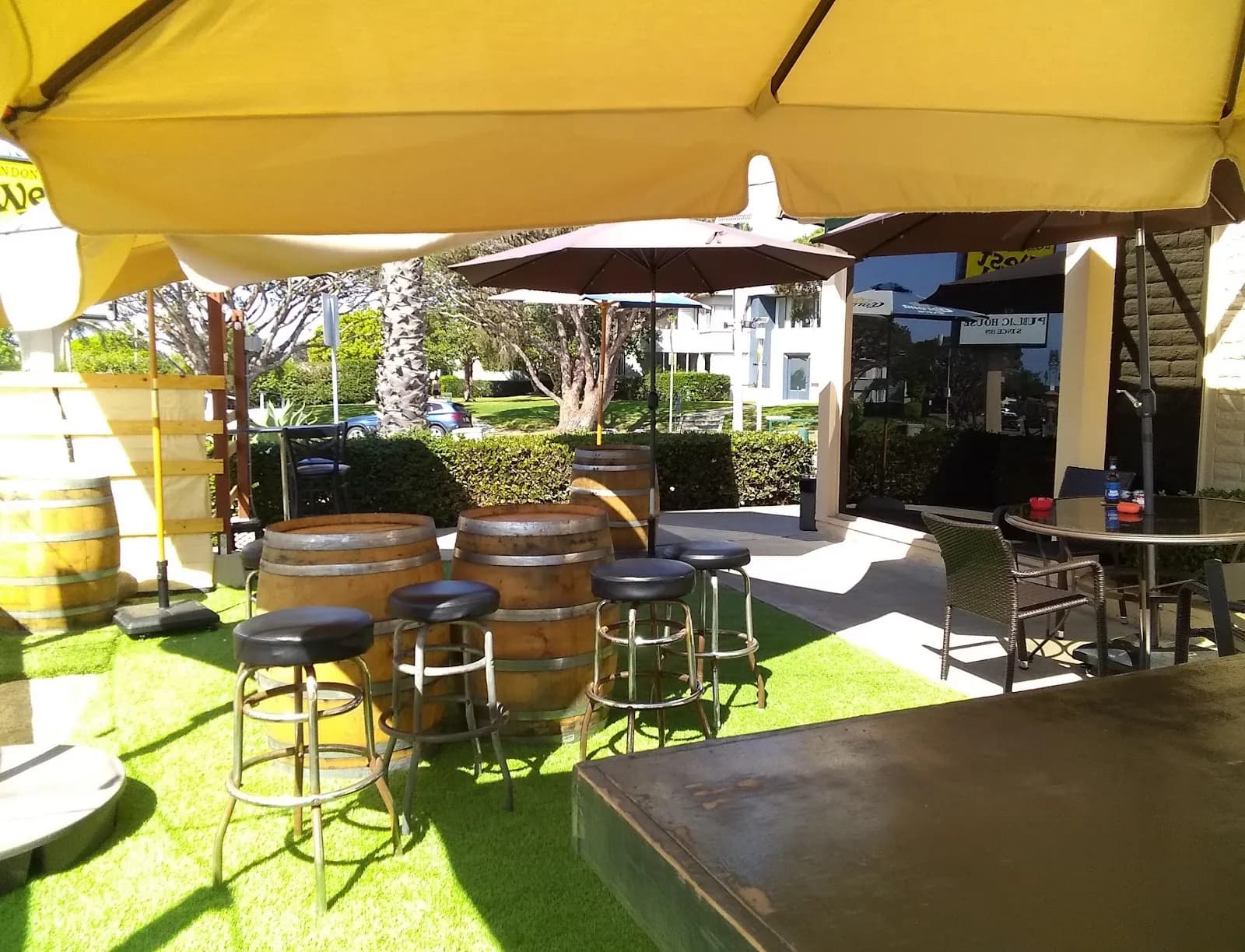 West End PB, Restaurants in Pacific Beach