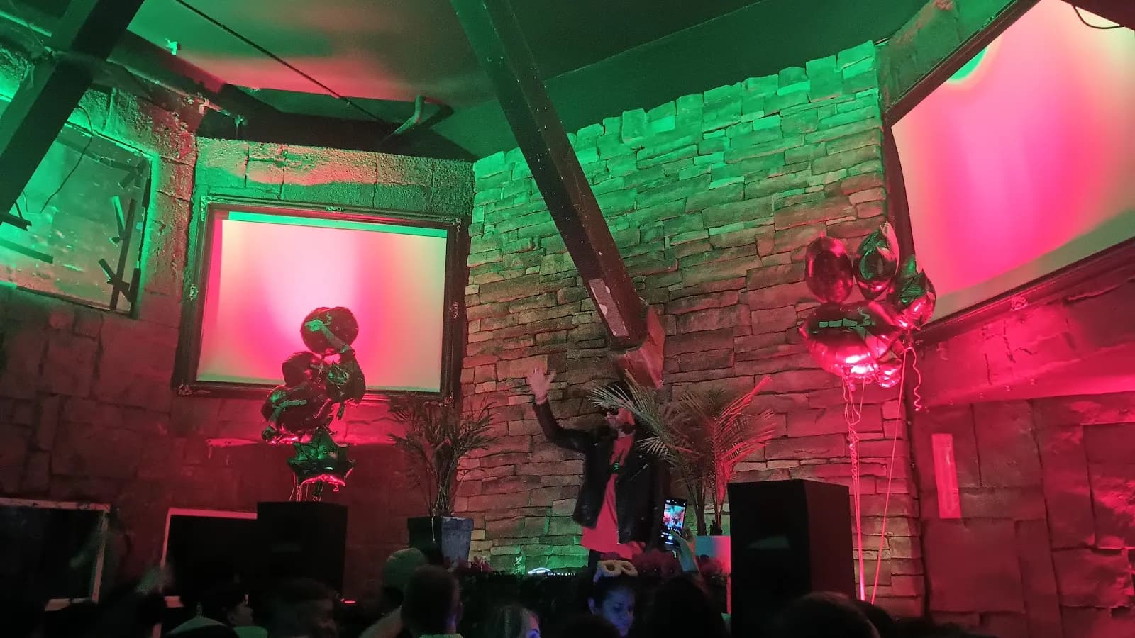 Spin Nightclub, Bars in Mission Hills