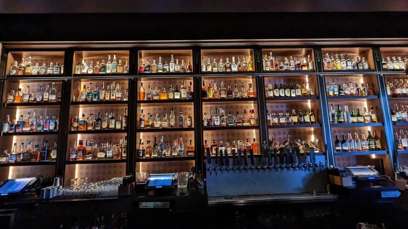 Seven Grand San Diego, Bars in North Park