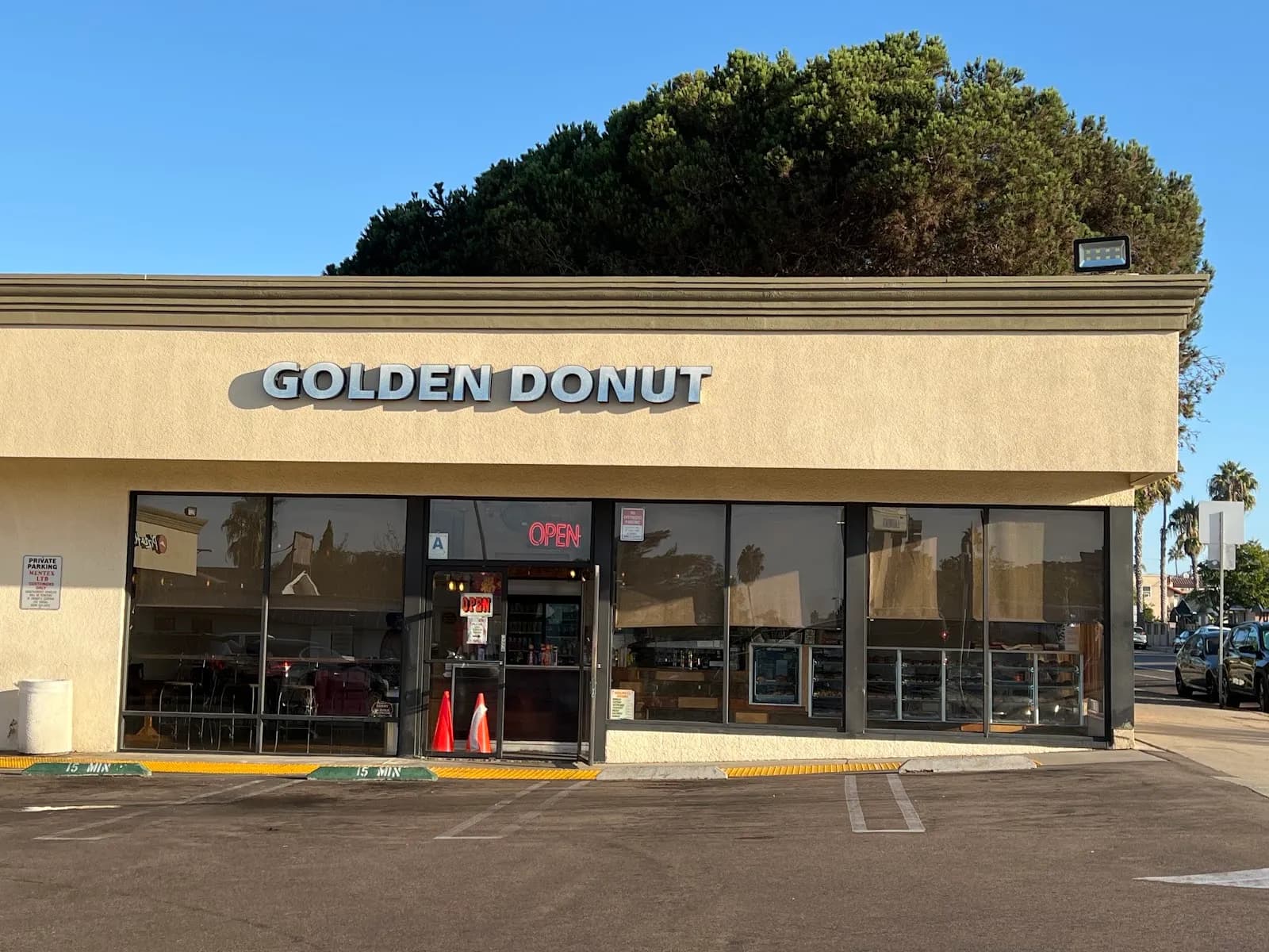 Golden Donut, Bakeries in North Park