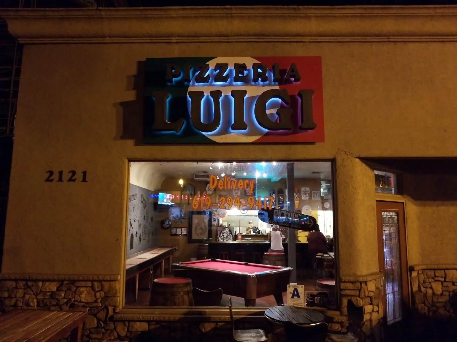 Pizzeria Luigi, Restaurants in University Heights