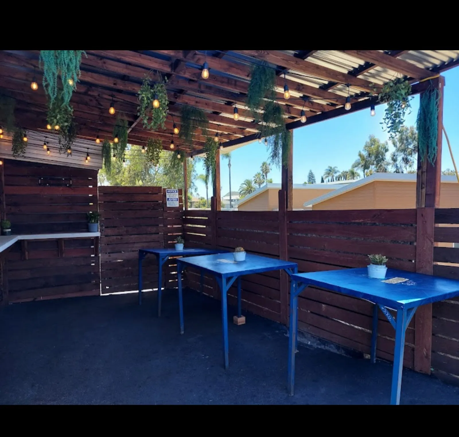 Seafood La 57, Restaurants in Golden Hill
