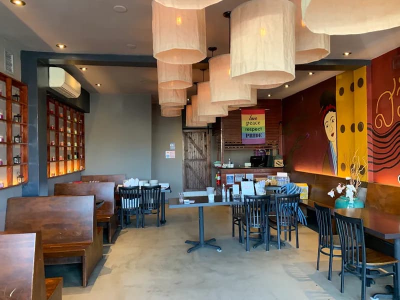 Veganic Thai Cafe, Restaurants in Hillcrest