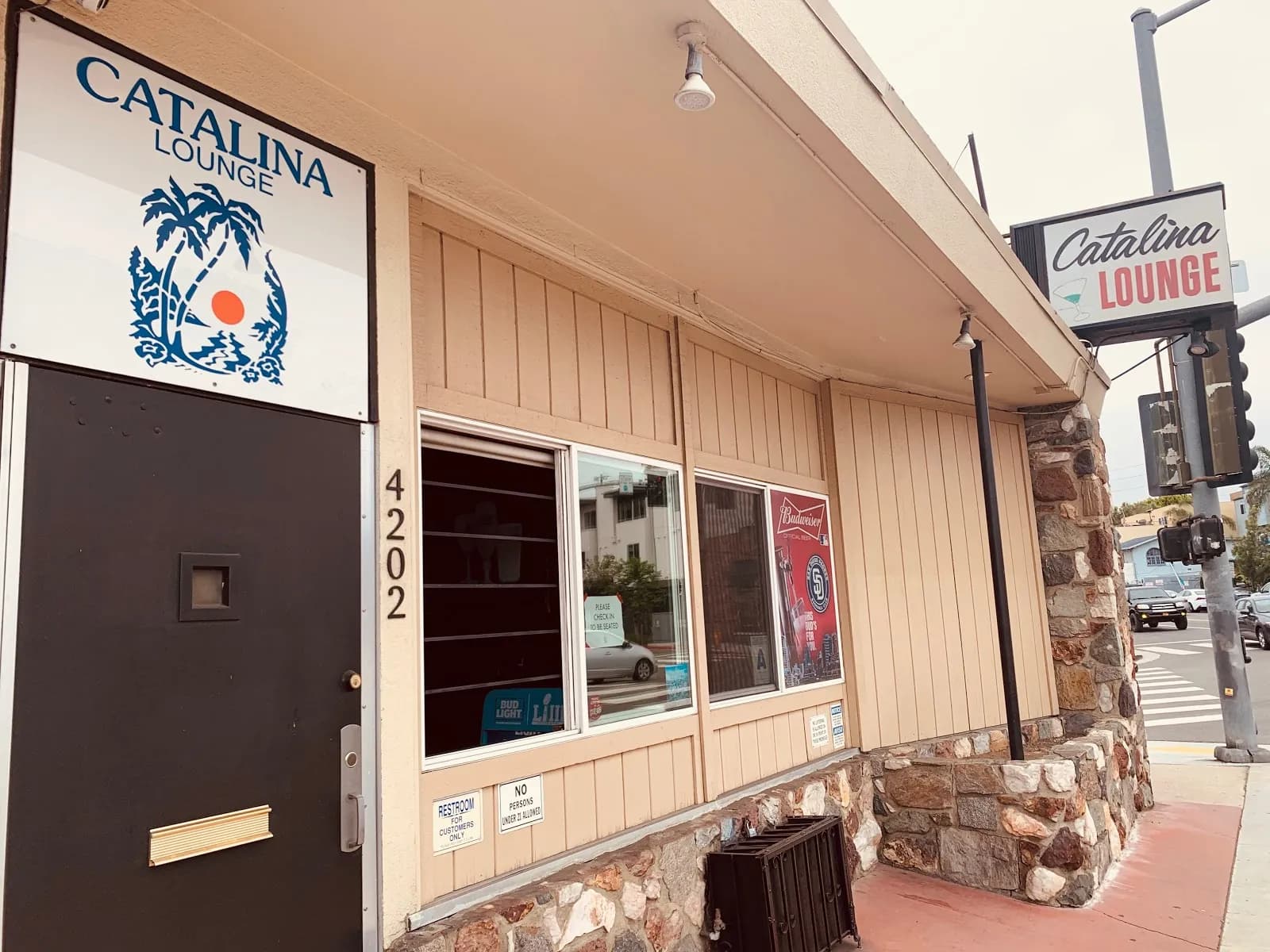 Catalina Lounge, Bars in Point Loma