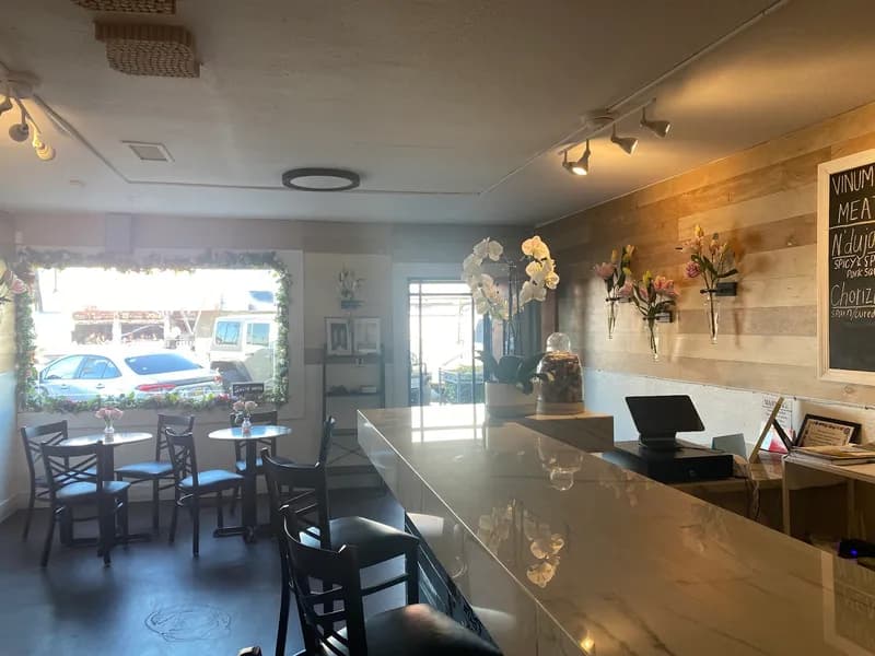 Vinum Locus, Bars in Ocean Beach