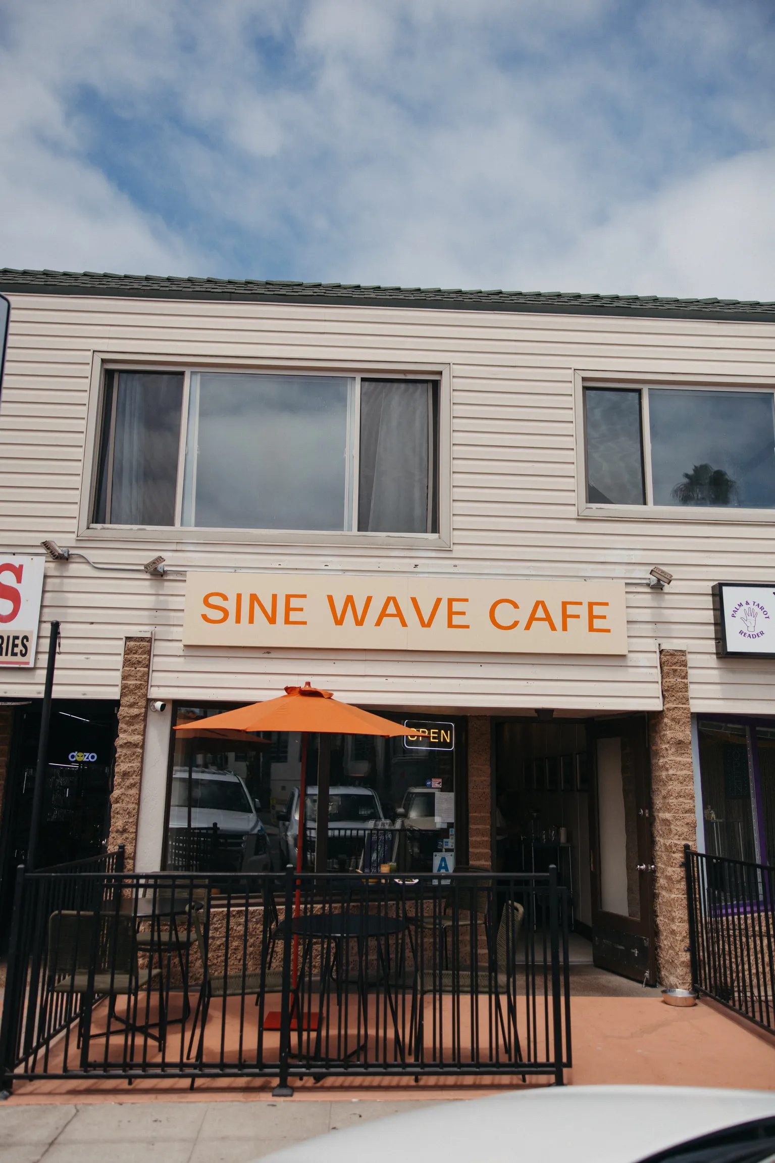 Sine Wave Cafe, Restaurants in Ocean Beach
