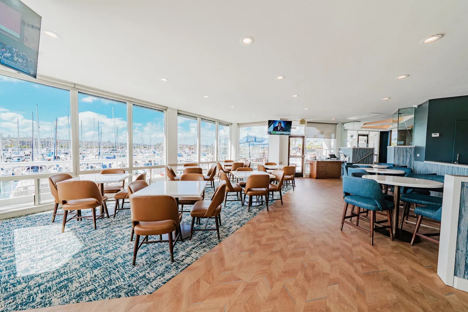 Bay Club Bar & Grill, Restaurants in Shelter Island