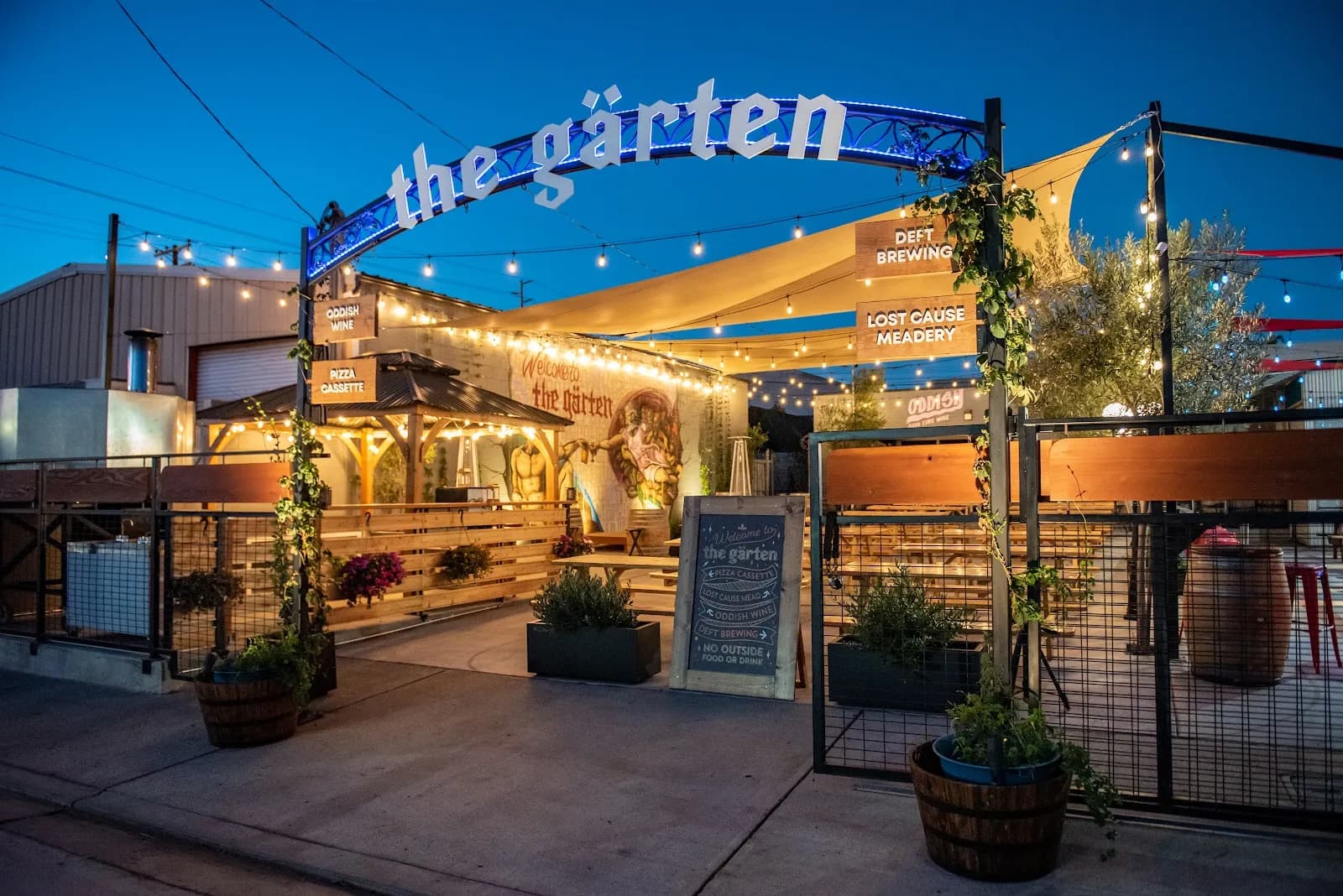 Oddish Wine, Bars in Old Town