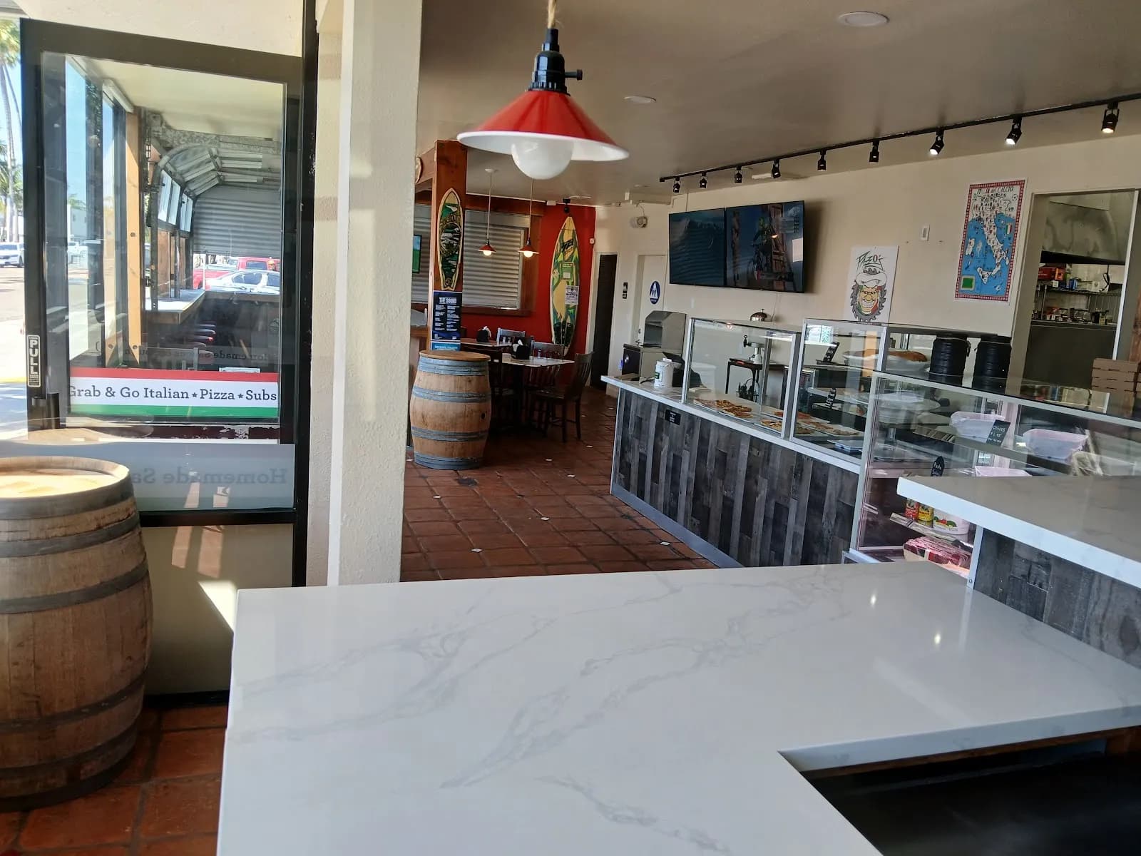 Pazzos Italian, Restaurants in Ocean Beach
