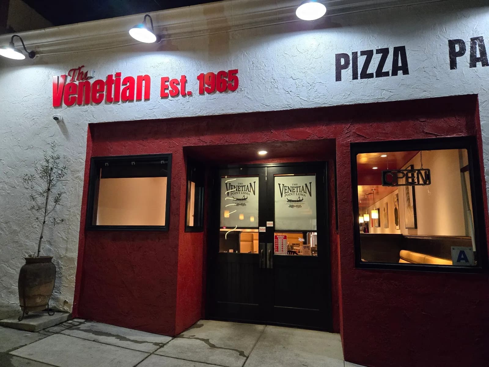 The Venetian Restaurant, Restaurants in Point Loma