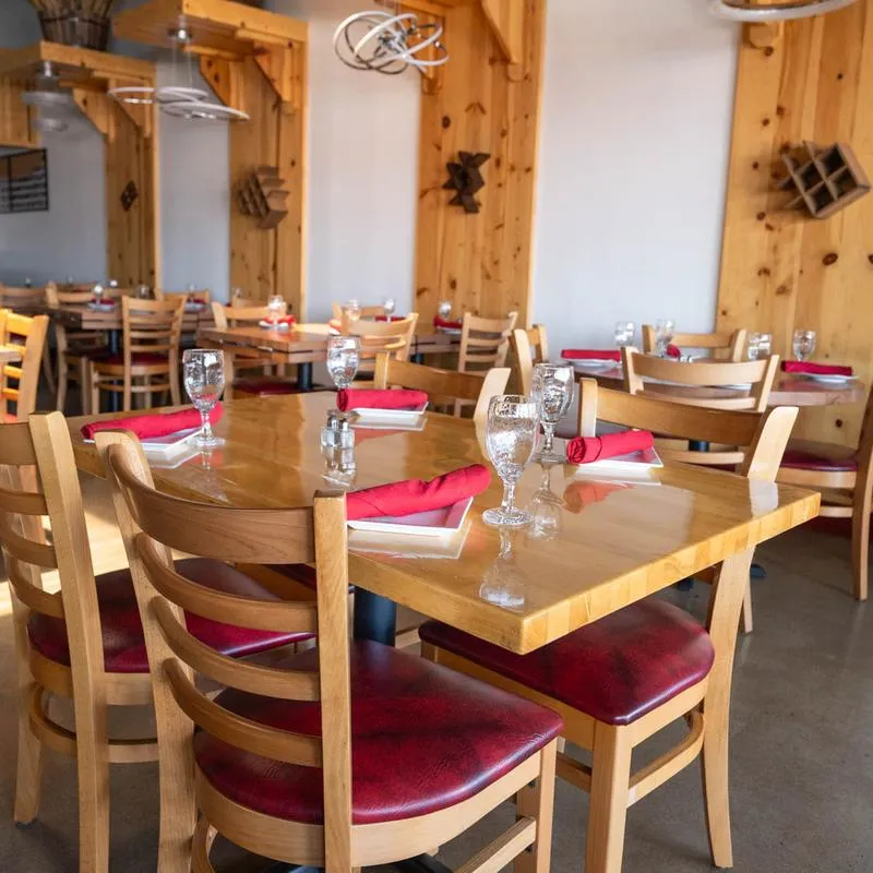 Pezzi del mio Cuore, Restaurants in Old Town