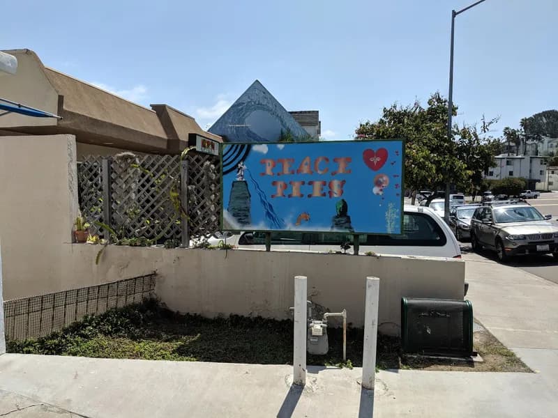 Peace Pies, Restaurants in Point Loma