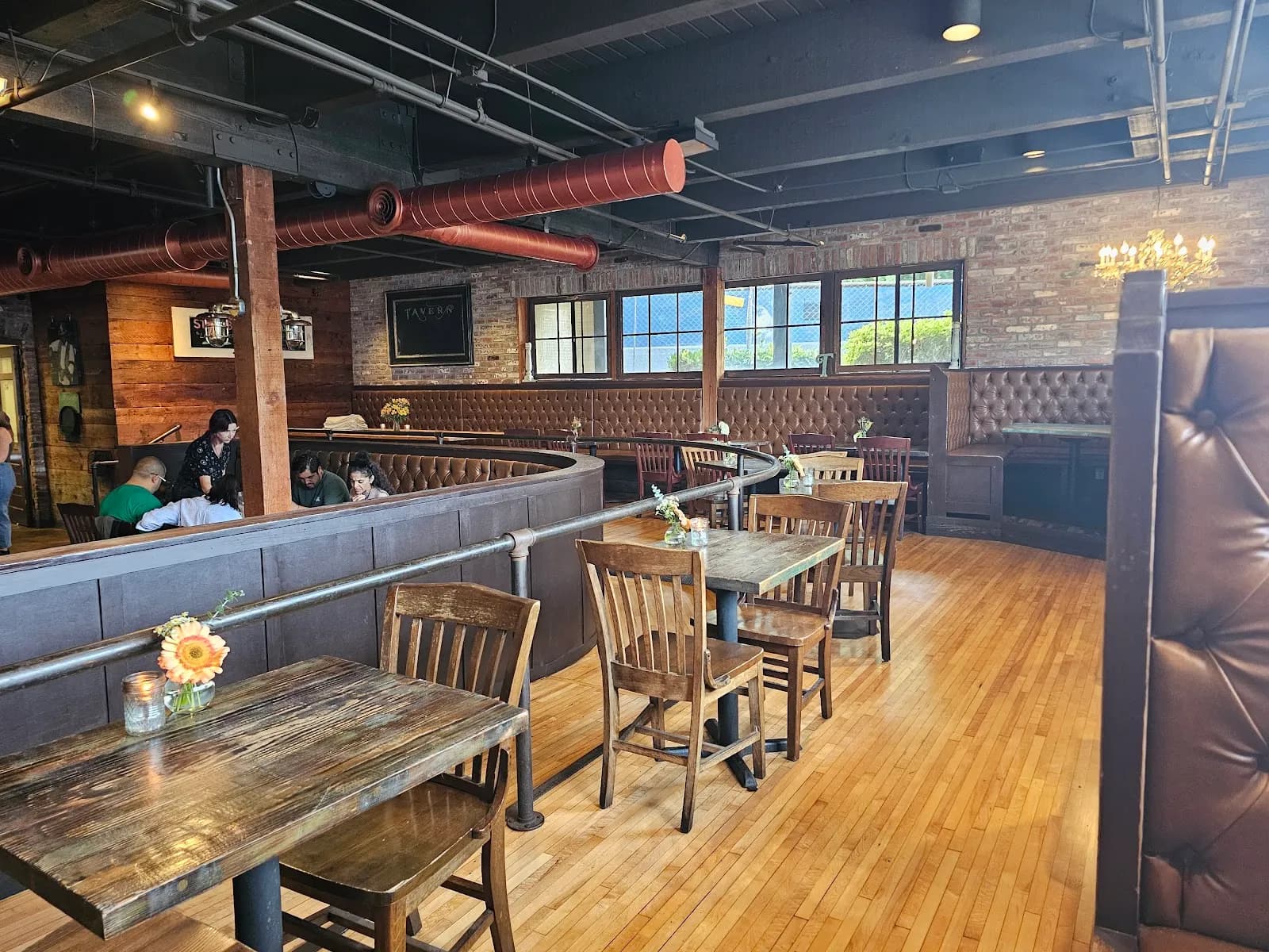 Tavern, Restaurants in Coronado
