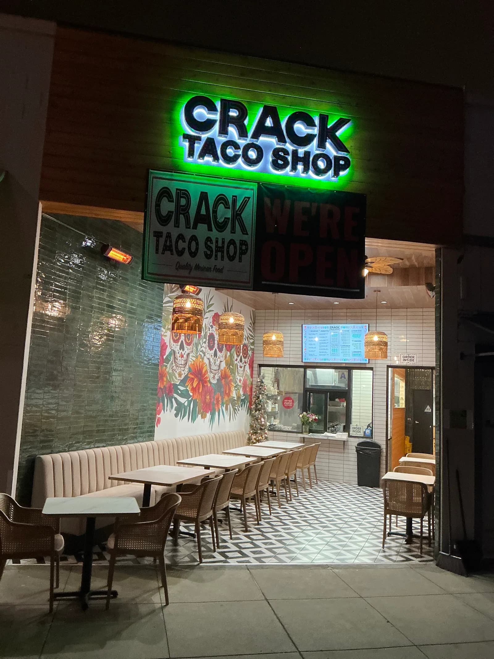 Crack Taco Shop, Restaurants in Coronado