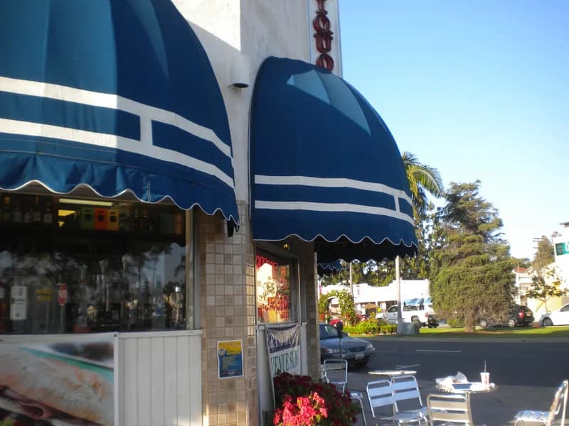 Avenue Subs, Restaurants in Coronado