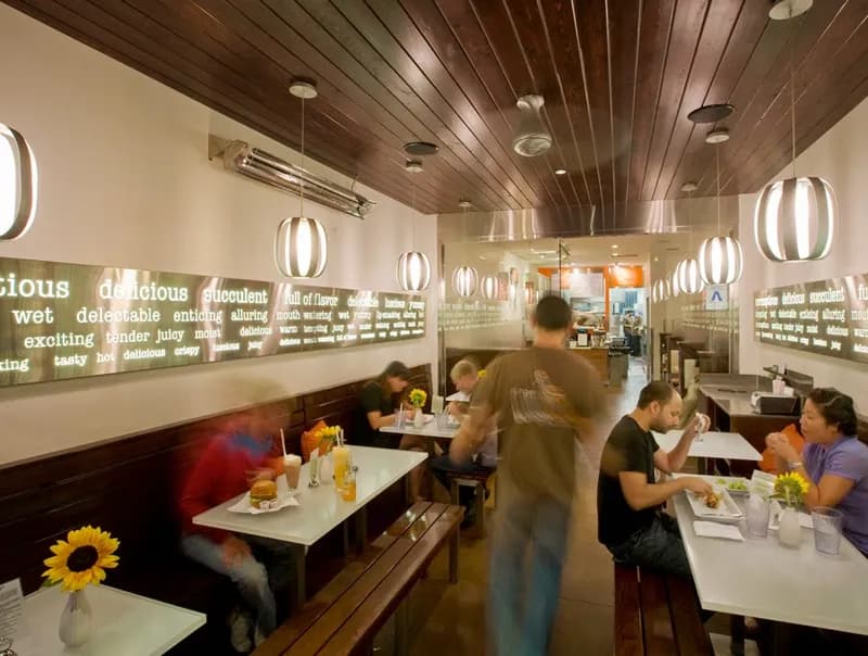 Burger Lounge, Restaurants in Coronado