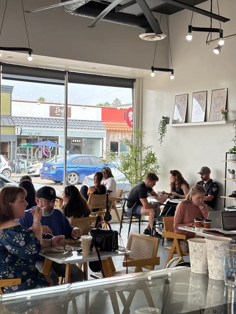 The Point Crêperie Café, Restaurants in Pacific Beach