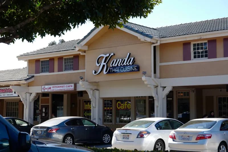 Kanda Thai Cuisine, Restaurants in Old Town